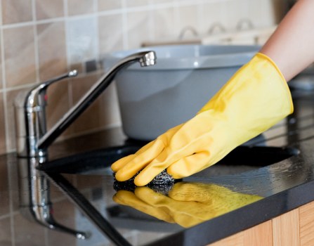 Oven cleaning in a Hackney property with limited access
