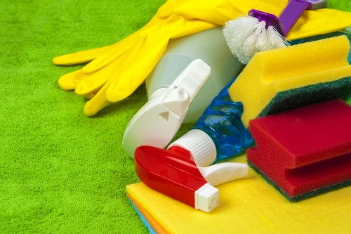 Local deep cleaning team preparing a Hackney apartment for a thorough clean